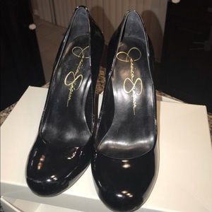 Jessica Simpson black heels